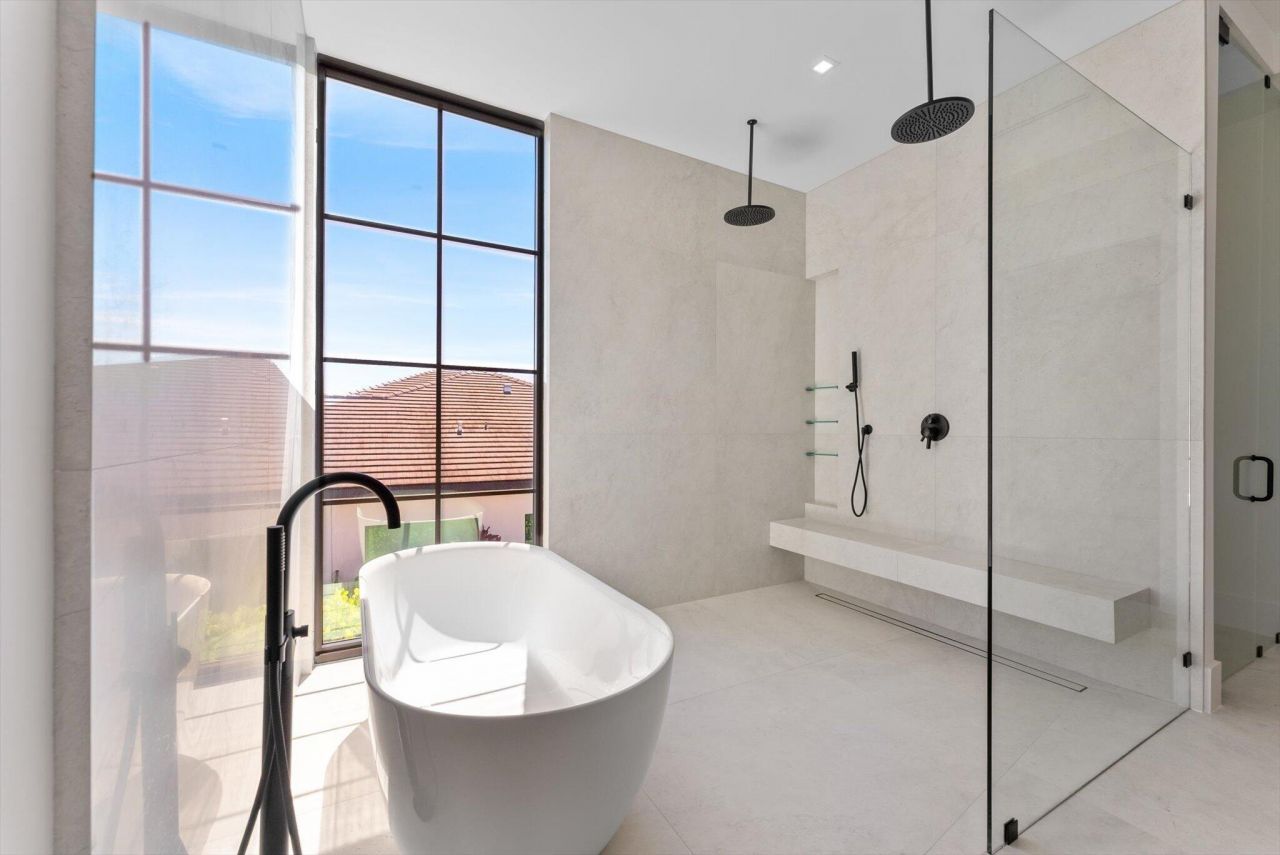 880 NE 3rd Avenue, Boca Raton, FL 33432 Photo