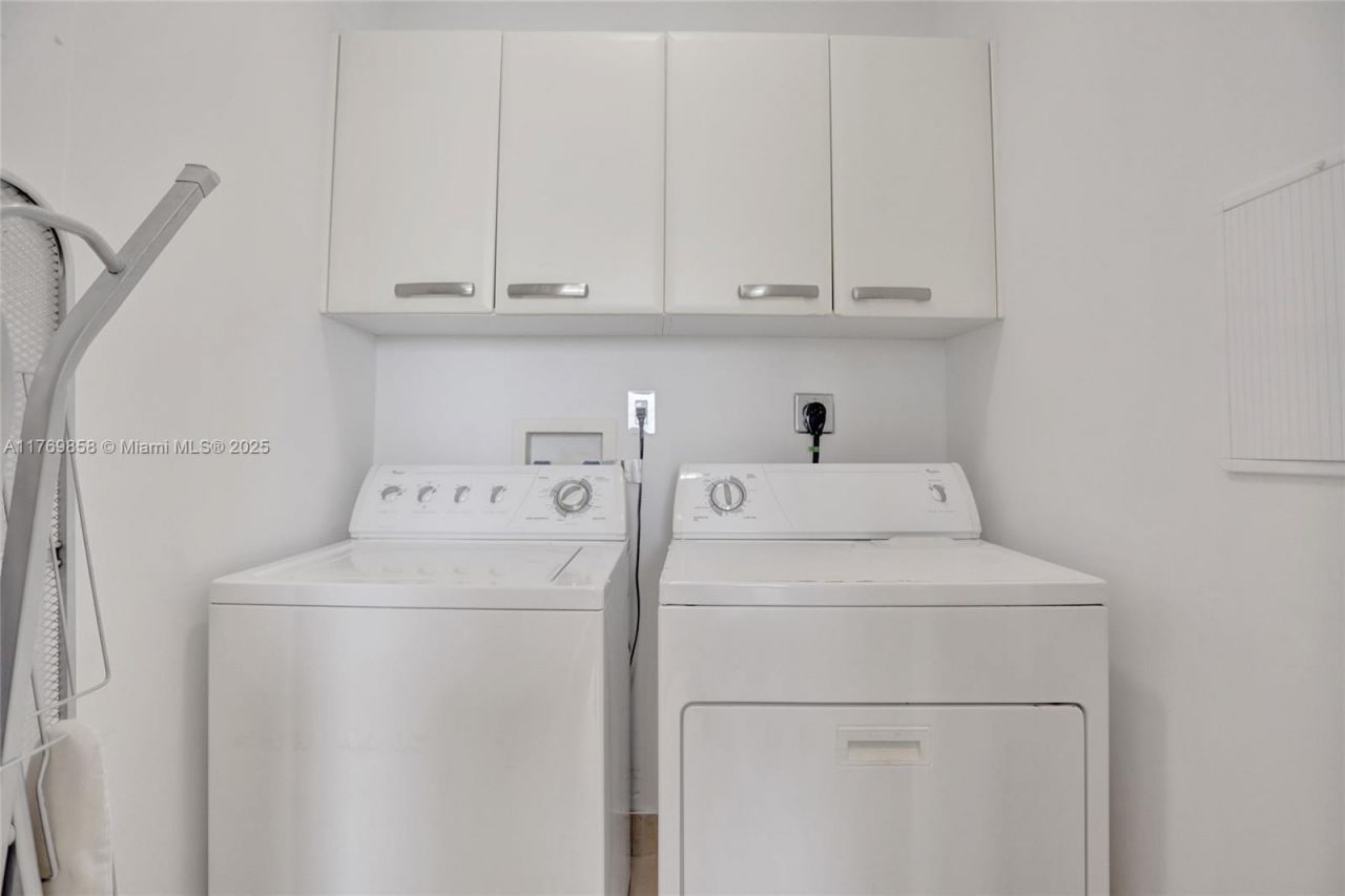 18101 Collins Ave, Unit 3504, Sunny Isles Beach, FL 33160 Photo