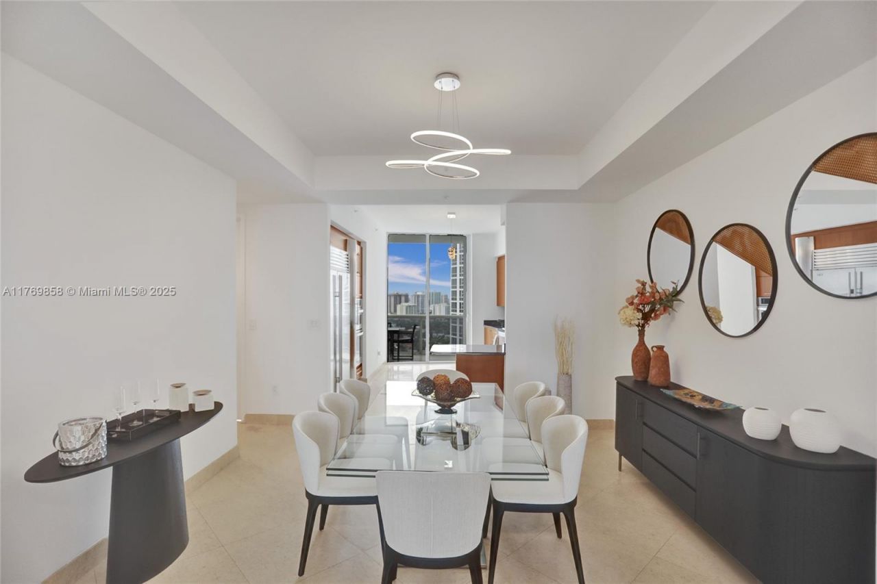 18101 Collins Ave, Unit 3504, Sunny Isles Beach, FL 33160 Photo