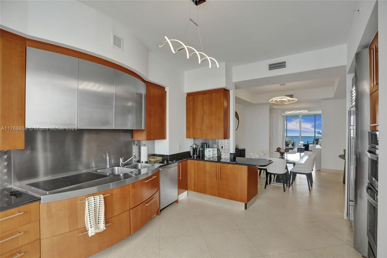 18101 Collins Ave, Unit 3504, Sunny Isles Beach, FL 33160 Photo
