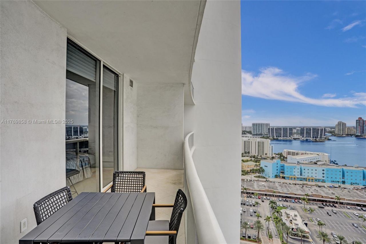 18101 Collins Ave, Unit 3504, Sunny Isles Beach, FL 33160 Photo