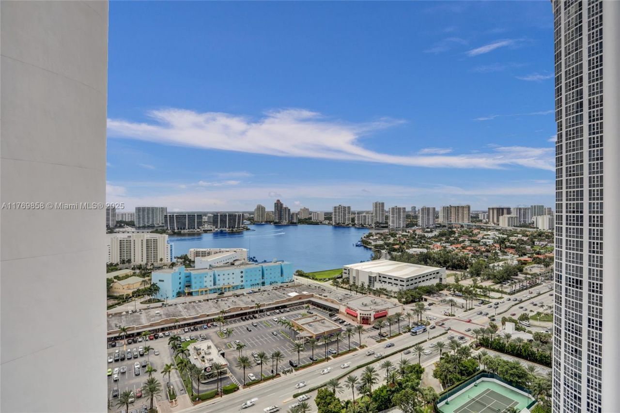 18101 Collins Ave, Unit 3504, Sunny Isles Beach, FL 33160 Photo