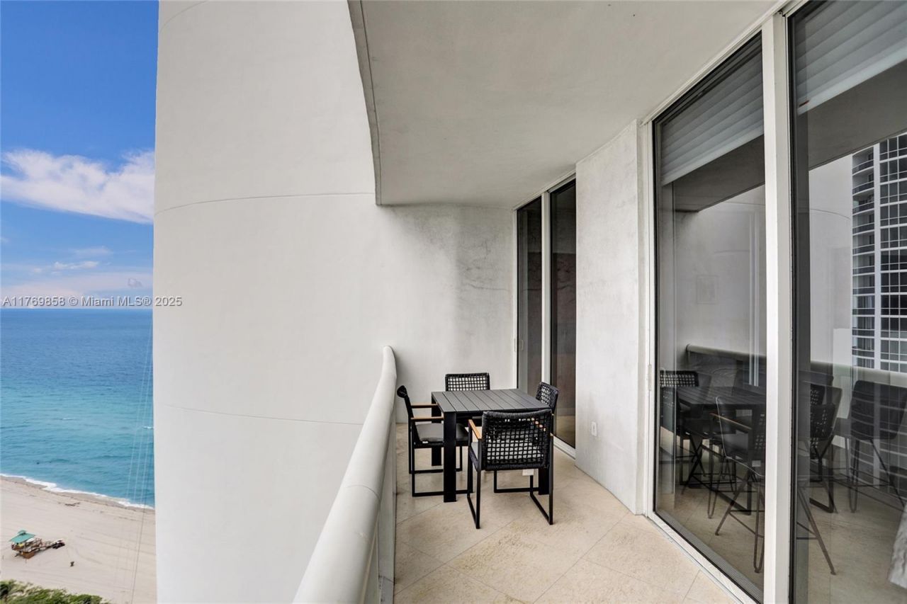 18101 Collins Ave, Unit 3504, Sunny Isles Beach, FL 33160 Photo