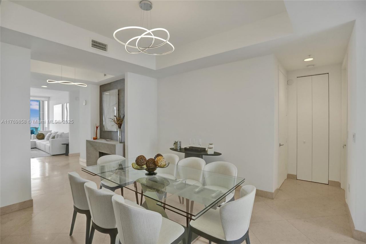 18101 Collins Ave, Unit 3504, Sunny Isles Beach, FL 33160 Photo