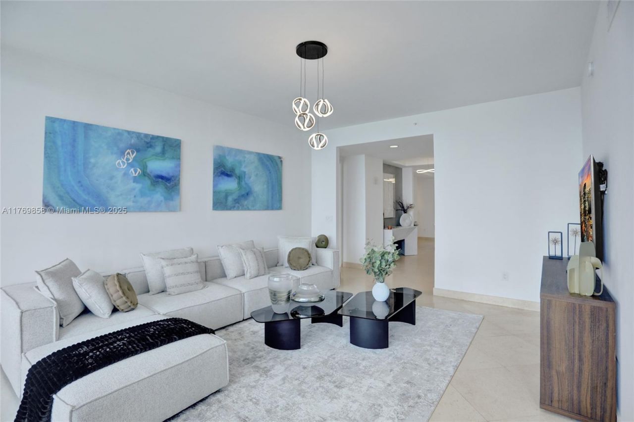 18101 Collins Ave, Unit 3504, Sunny Isles Beach, FL 33160 Photo