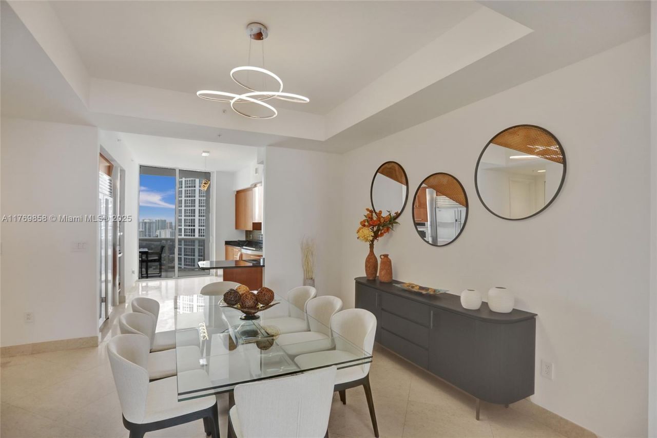 18101 Collins Ave, Unit 3504, Sunny Isles Beach, FL 33160 Photo