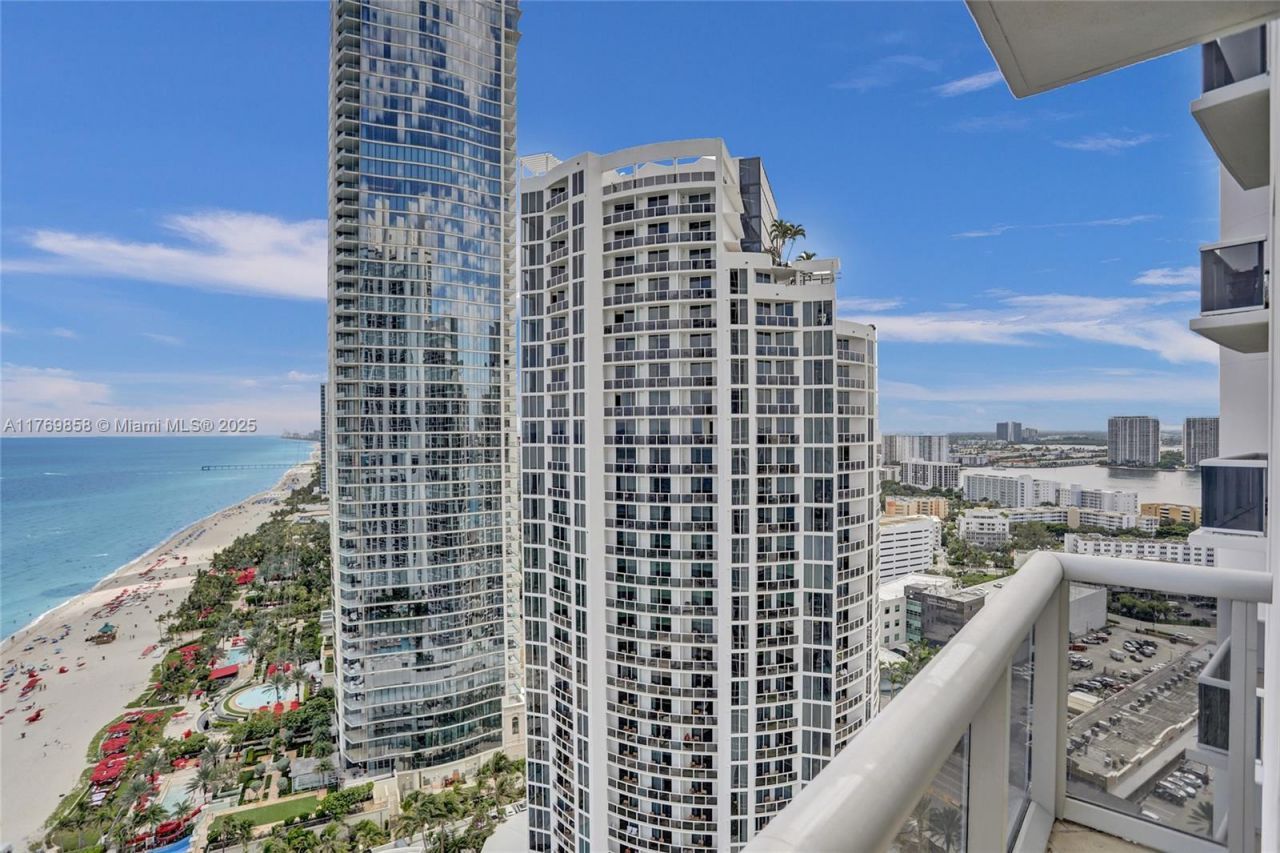 18101 Collins Ave, Unit 3504, Sunny Isles Beach, FL 33160 Photo