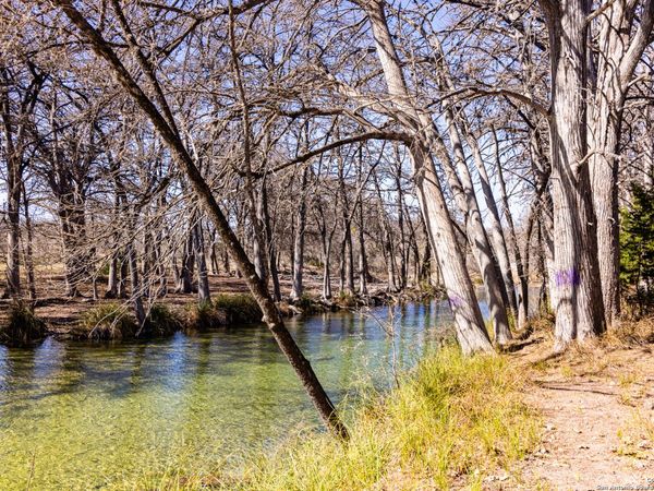 2800 Little Dry Frio Road, Rio Frio, TX 78879
