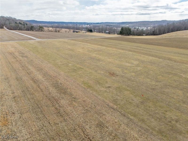 8205 Lee Road, Malvern, OH 44644 Photo 6