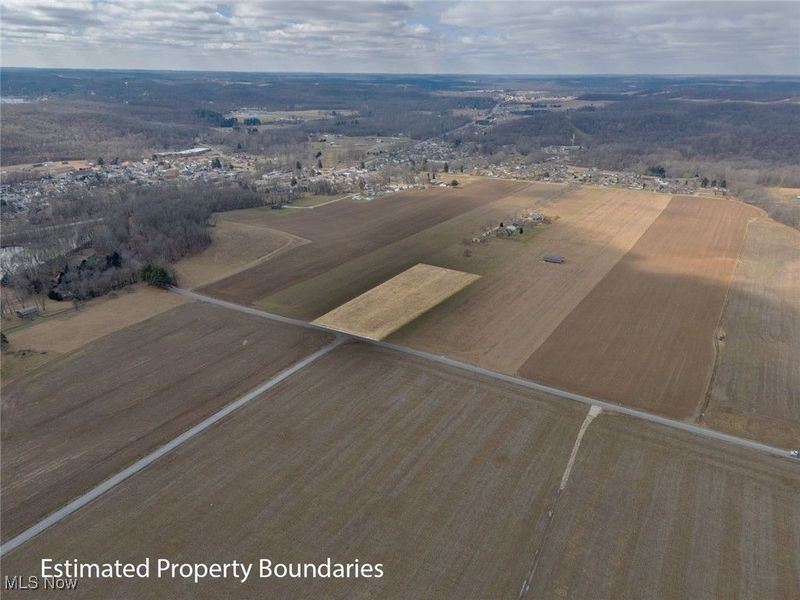 8205 Lee Road, Malvern, OH 44644 Photo 9