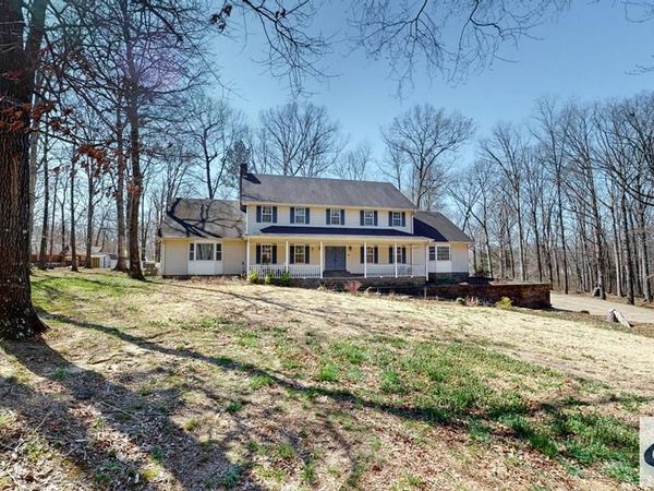 120 Magnolia Tree Lane, Paris, TN 38242