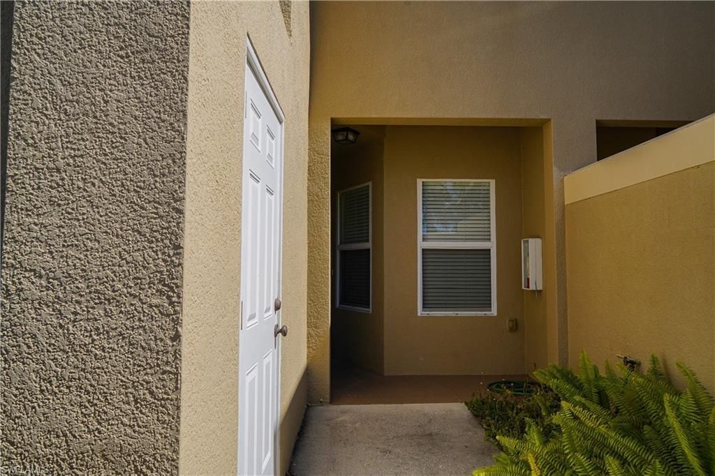 12100 Summergate Cir, Unit 101, Fort Myers, FL 33913 Photo