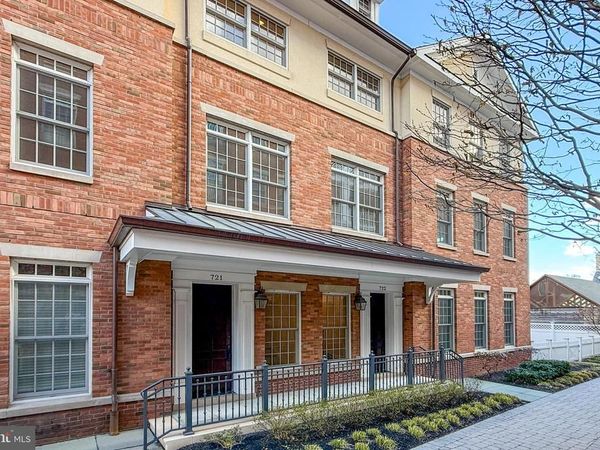 721 AVERY LANE, PRINCETON, NJ 08542