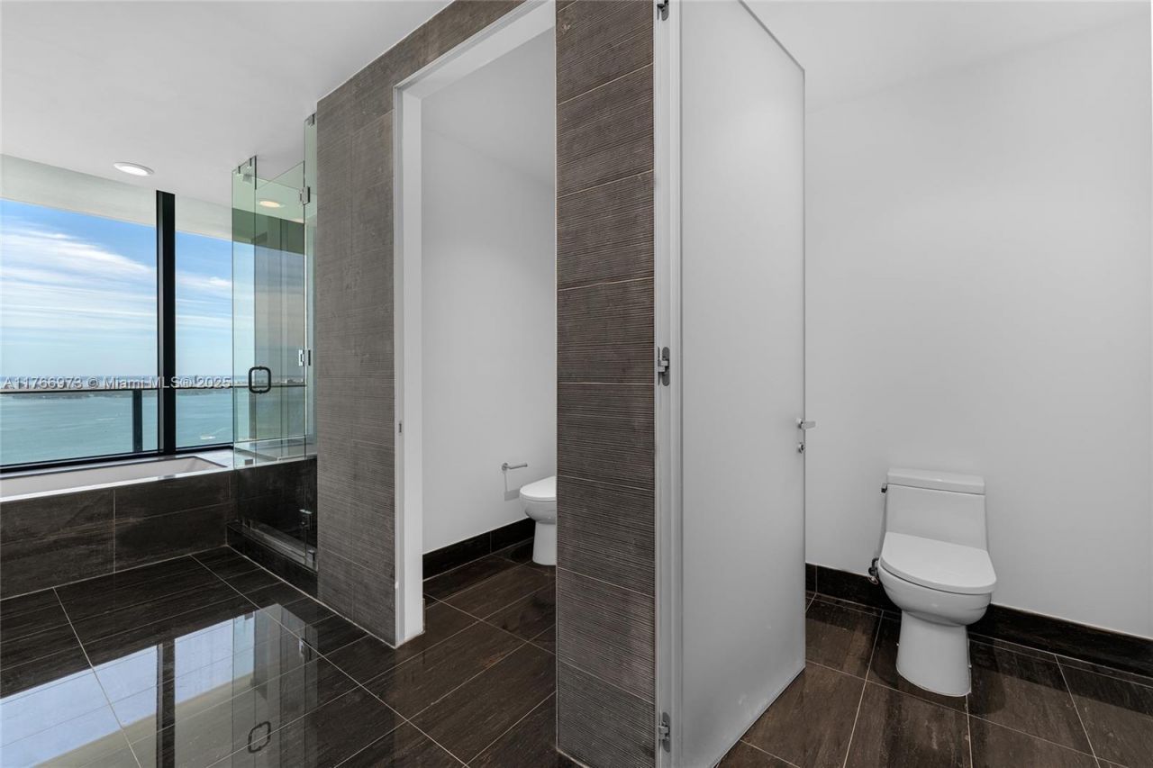 3131 NE 7th Ave, Unit PH5003, Miami, FL 33137 Photo