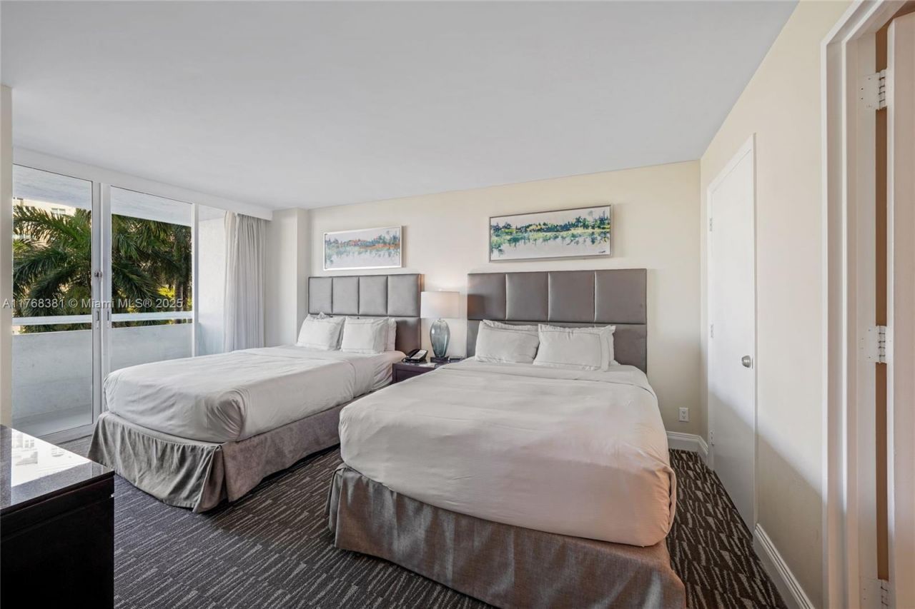 2670 E Sunrise Blvd, Unit 419, Fort Lauderdale, FL 33304 Photo