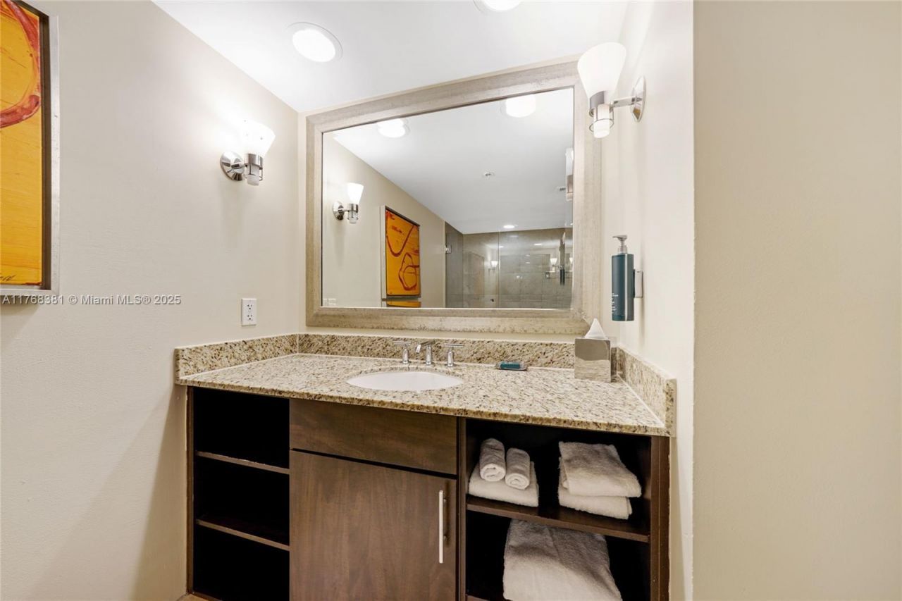 2670 E Sunrise Blvd, Unit 419, Fort Lauderdale, FL 33304 Photo