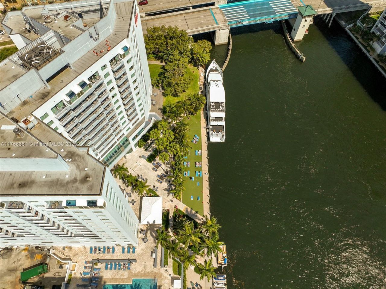 2670 E Sunrise Blvd, Unit 419, Fort Lauderdale, FL 33304 Photo