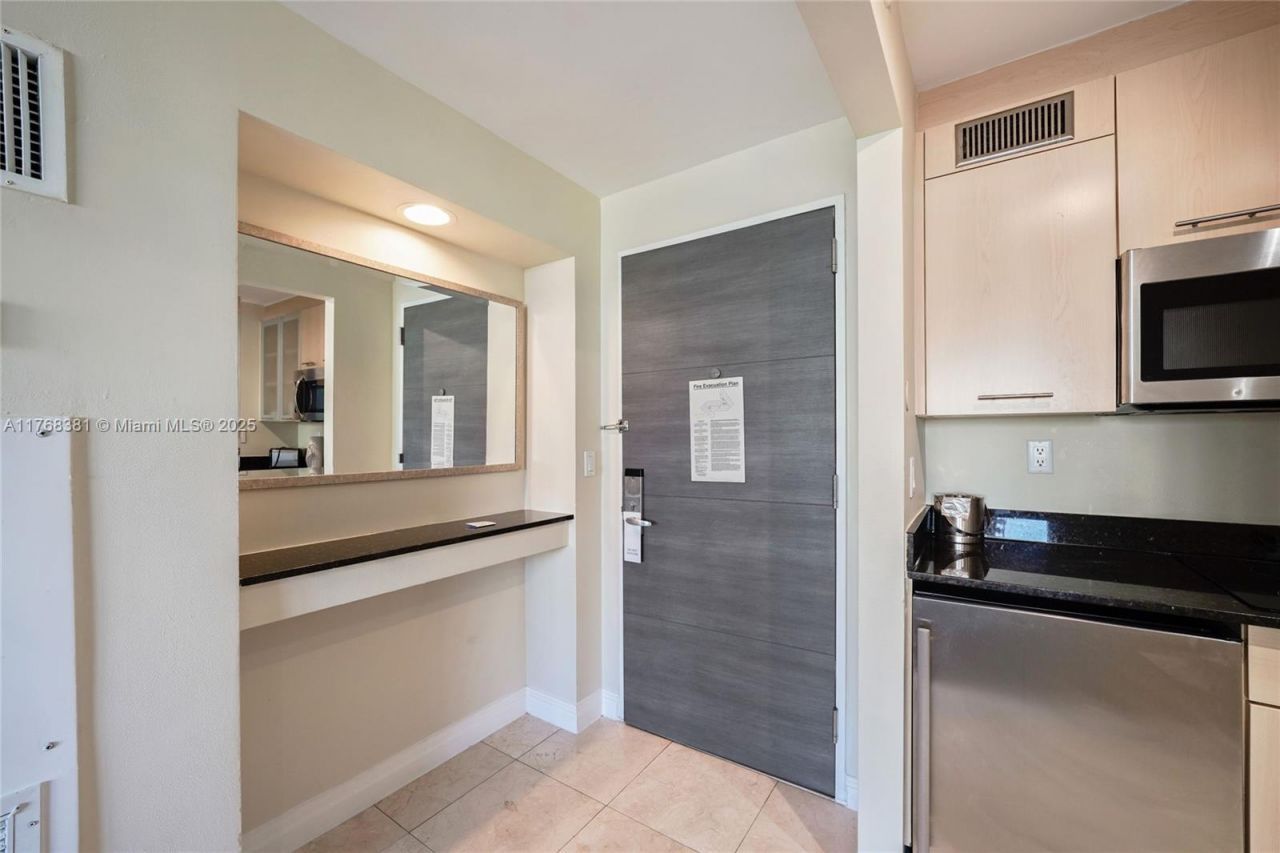 2670 E Sunrise Blvd, Unit 419, Fort Lauderdale, FL 33304 Photo