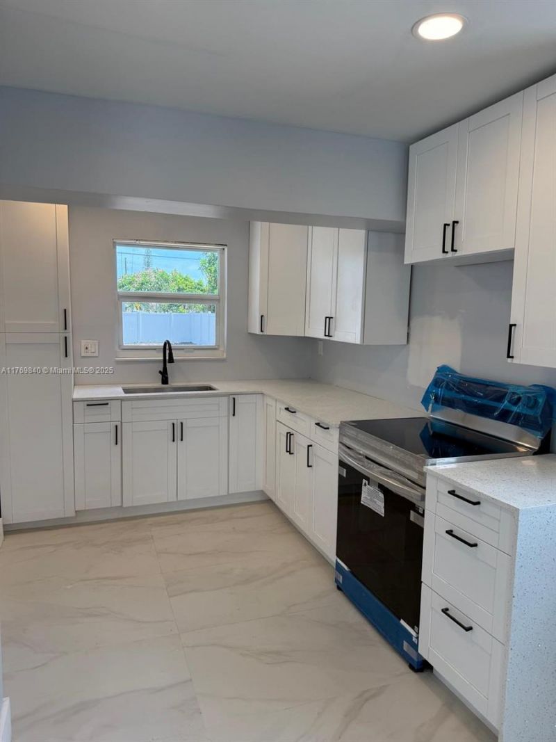 5636 Arthur St, Hollywood, FL 33021 Photo