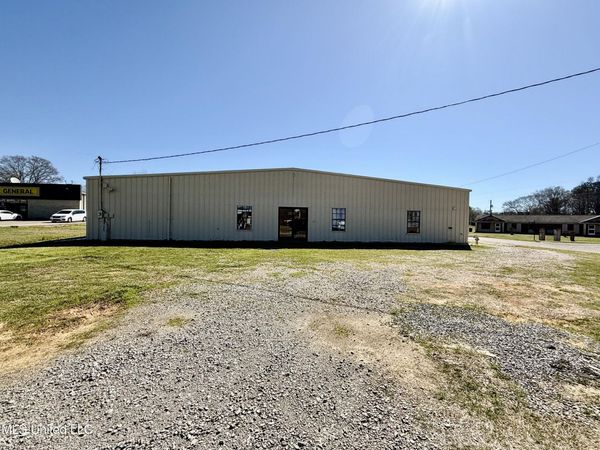 128 Ms 35, Walnut Grove, MS 39189