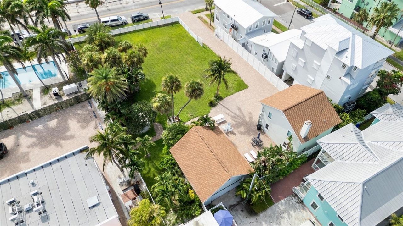 702 Pass A Grille Way, Saint Pete Beach, FL 33706 Photo