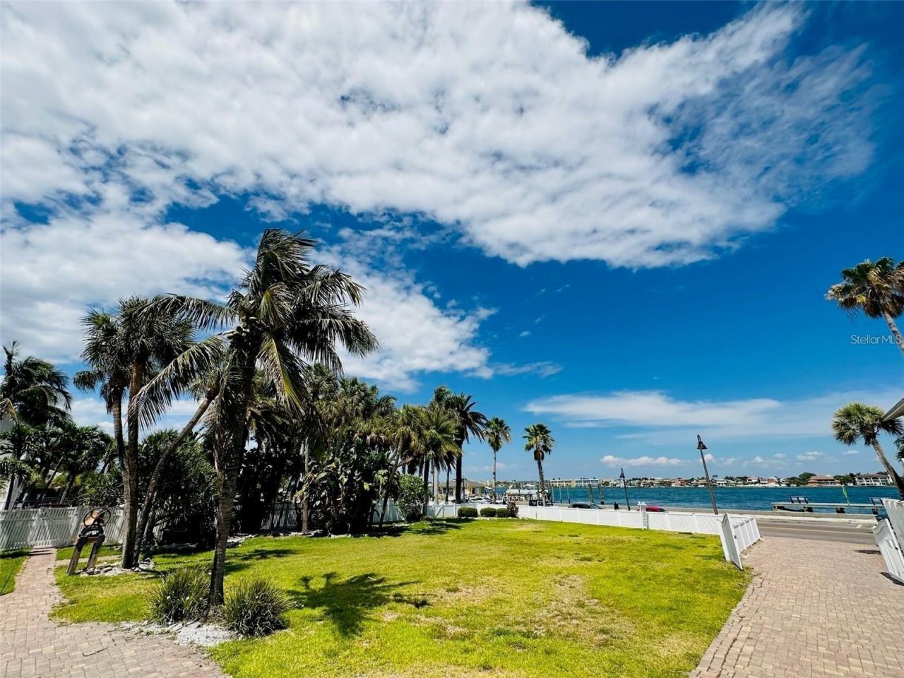 702 Pass A Grille Way, Saint Pete Beach, FL 33706 Photo