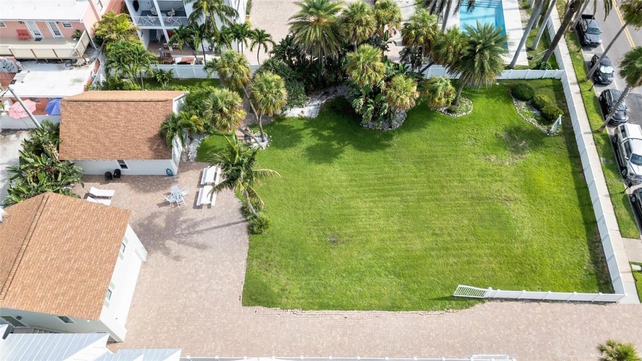 702 Pass A Grille Way, Saint Pete Beach, FL 33706 Photo