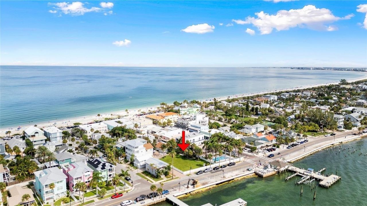 702 Pass A Grille Way, Saint Pete Beach, FL 33706 Photo