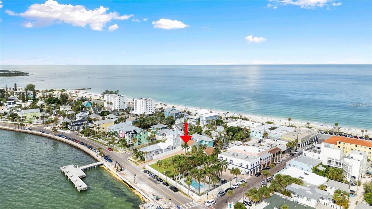 702 Pass A Grille Way, Saint Pete Beach, FL 33706 Photo
