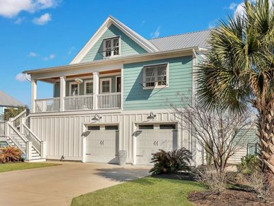 392 Eagle Pass Dr., Murrells Inlet, SC 29576