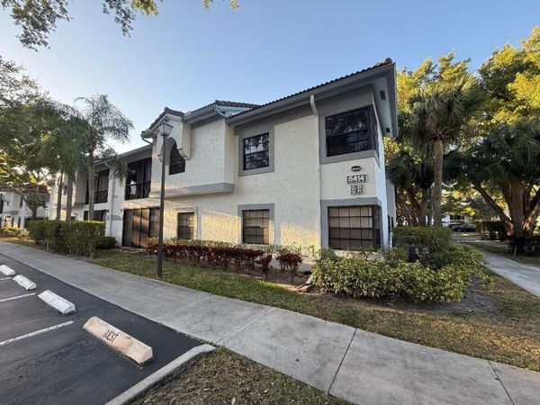 5414 Venetia Court, Unit H, Boynton Beach, FL 33437