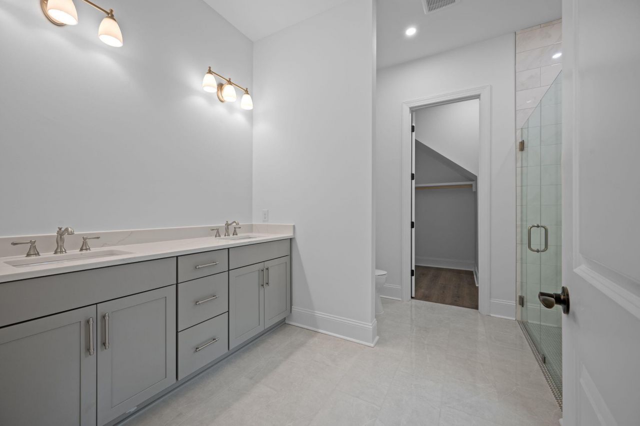 2964 Lodge Berry Lane Photo 15