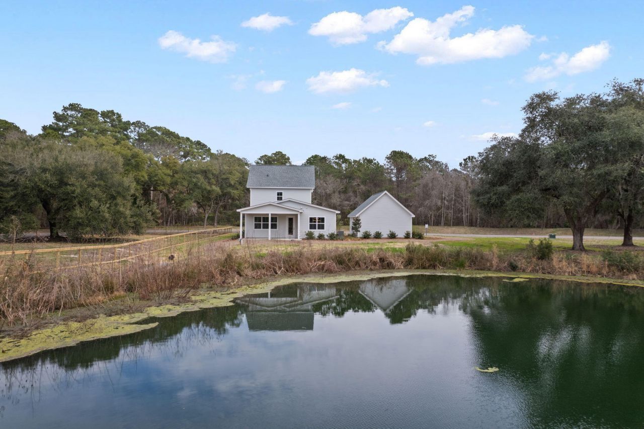 2964 Lodge Berry Lane Photo 4