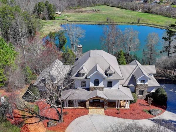 6303 Ben Parks Road, Murrayville, GA 30564