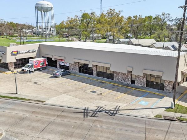 421 W Tunnel Blvd, Houma, LA 70360