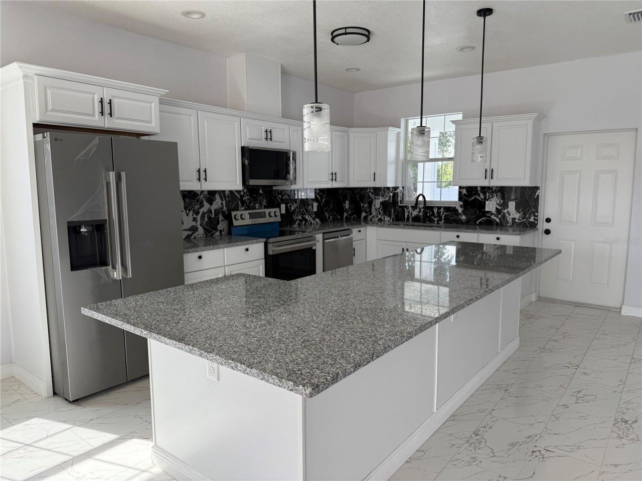 4205 57th Avenue N, Saint Petersburg, FL 33714 Photo