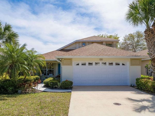 209 Lions Gate Dr, St Augustine, FL 32080