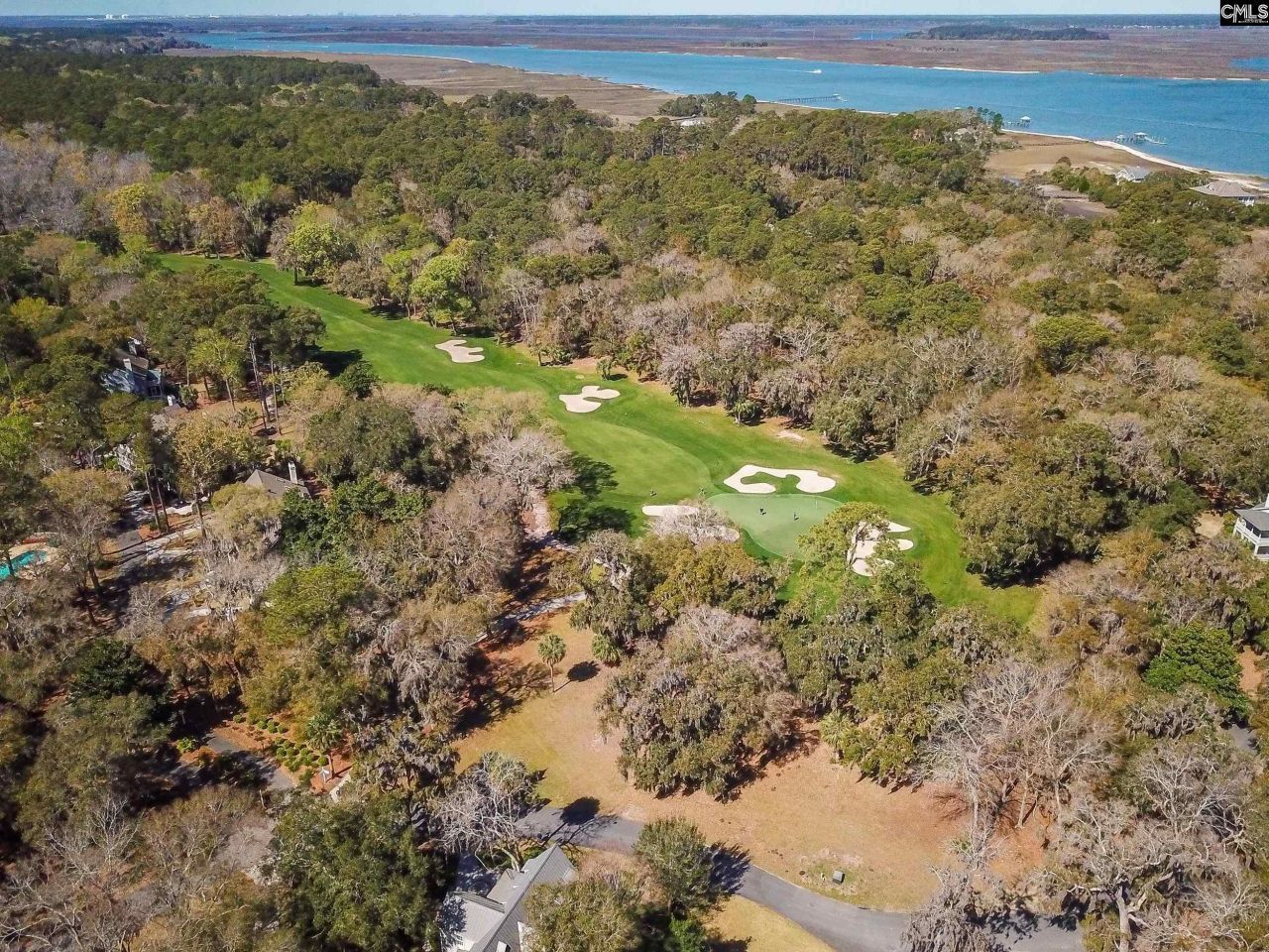 18 Tabby Circle Photo 15