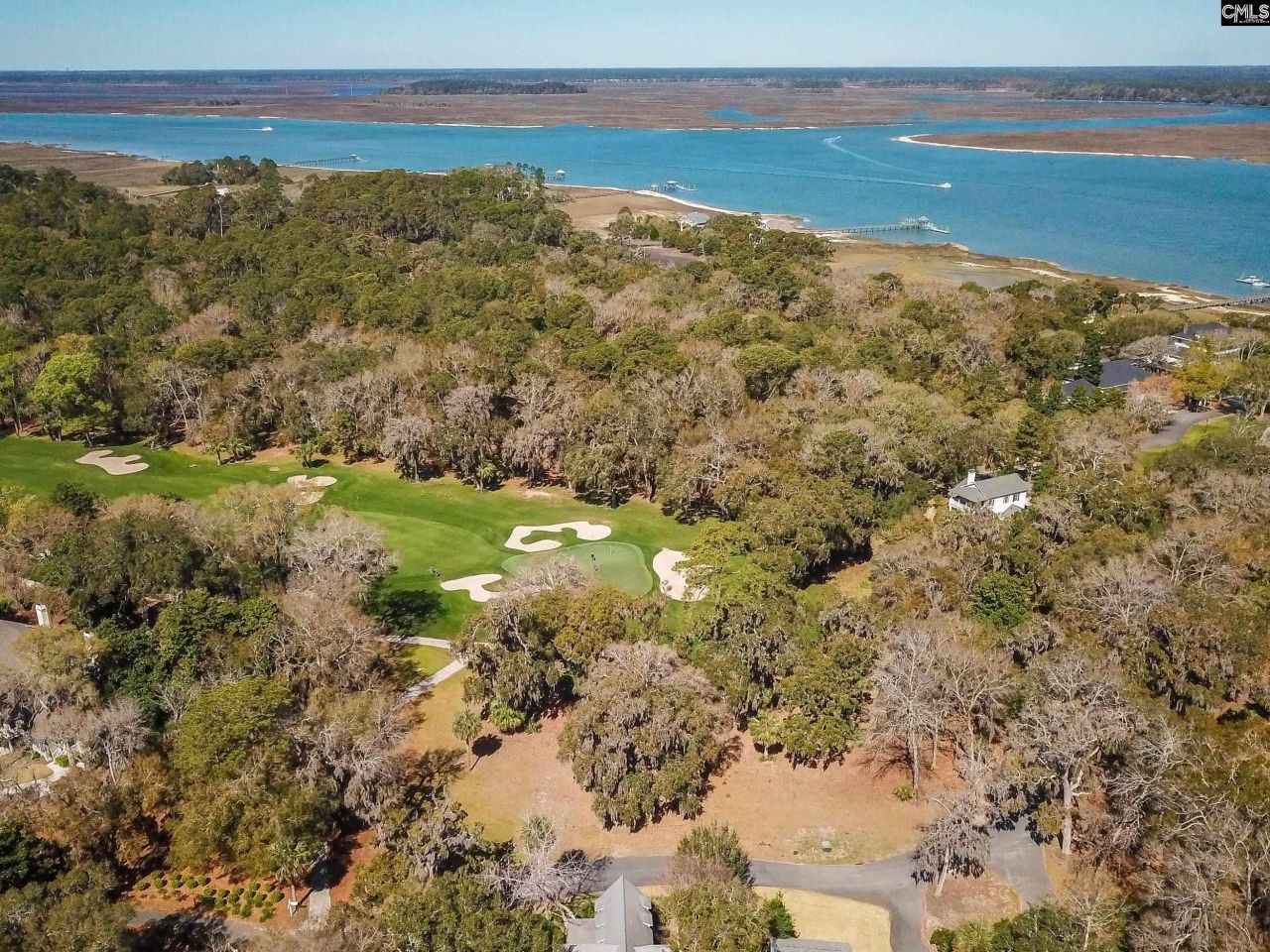 18 Tabby Circle Photo 16