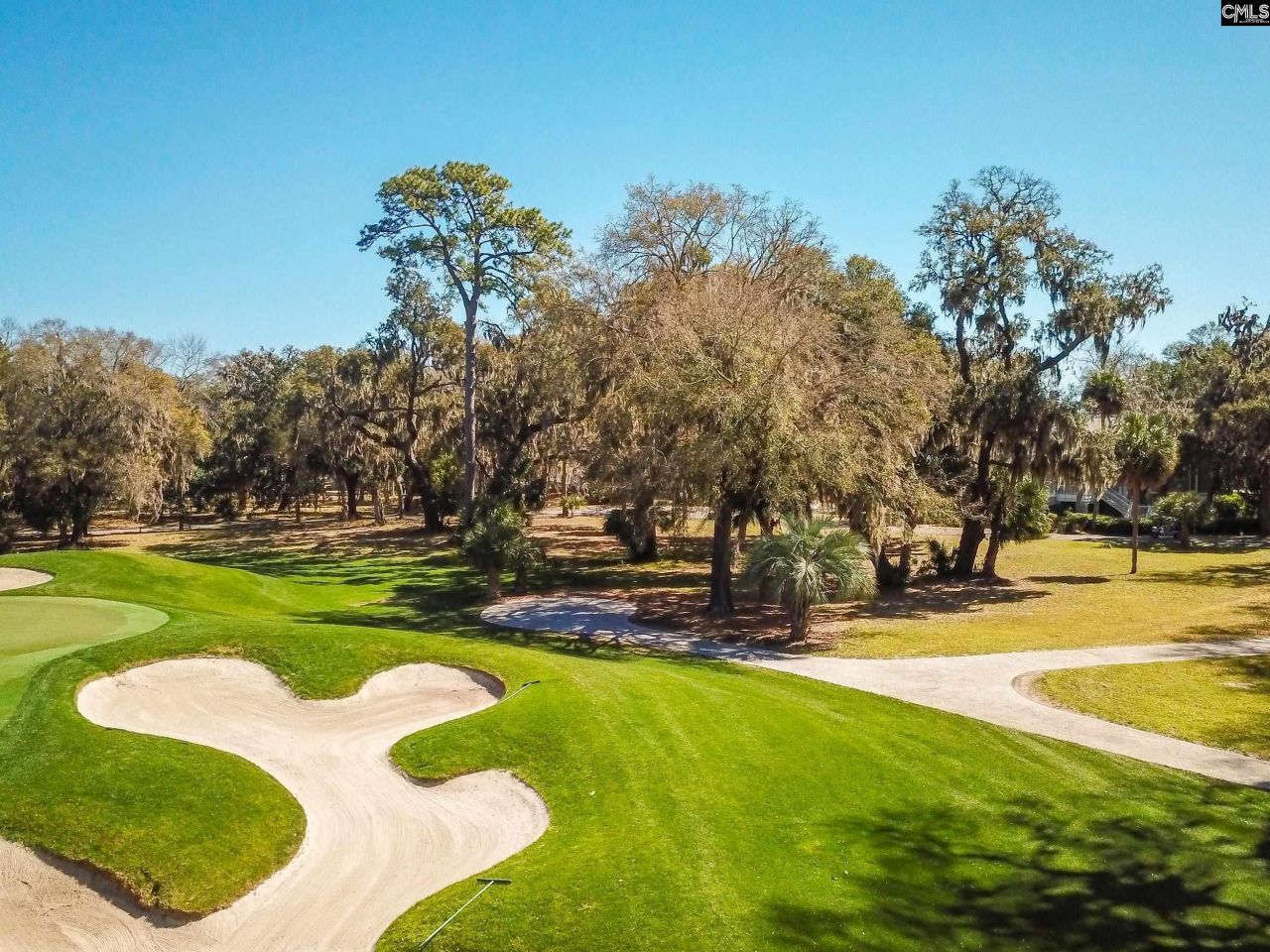 18 Tabby Circle Photo 7