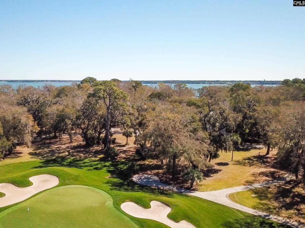 18 Tabby Circle Photo 9