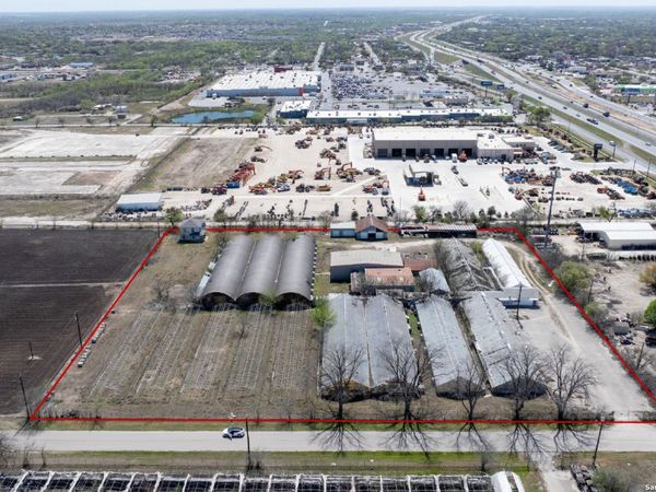 5280 Uecker, San Antonio, TX 78220