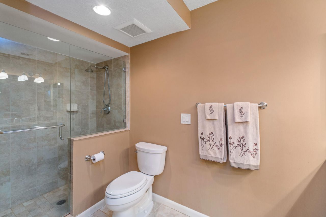 135 Old Meadow Way, Palm Beach Gardens, FL 33418 Photo