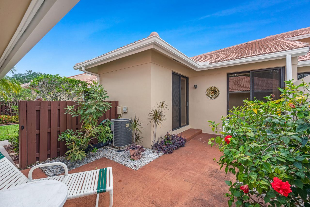 135 Old Meadow Way, Palm Beach Gardens, FL 33418 Photo