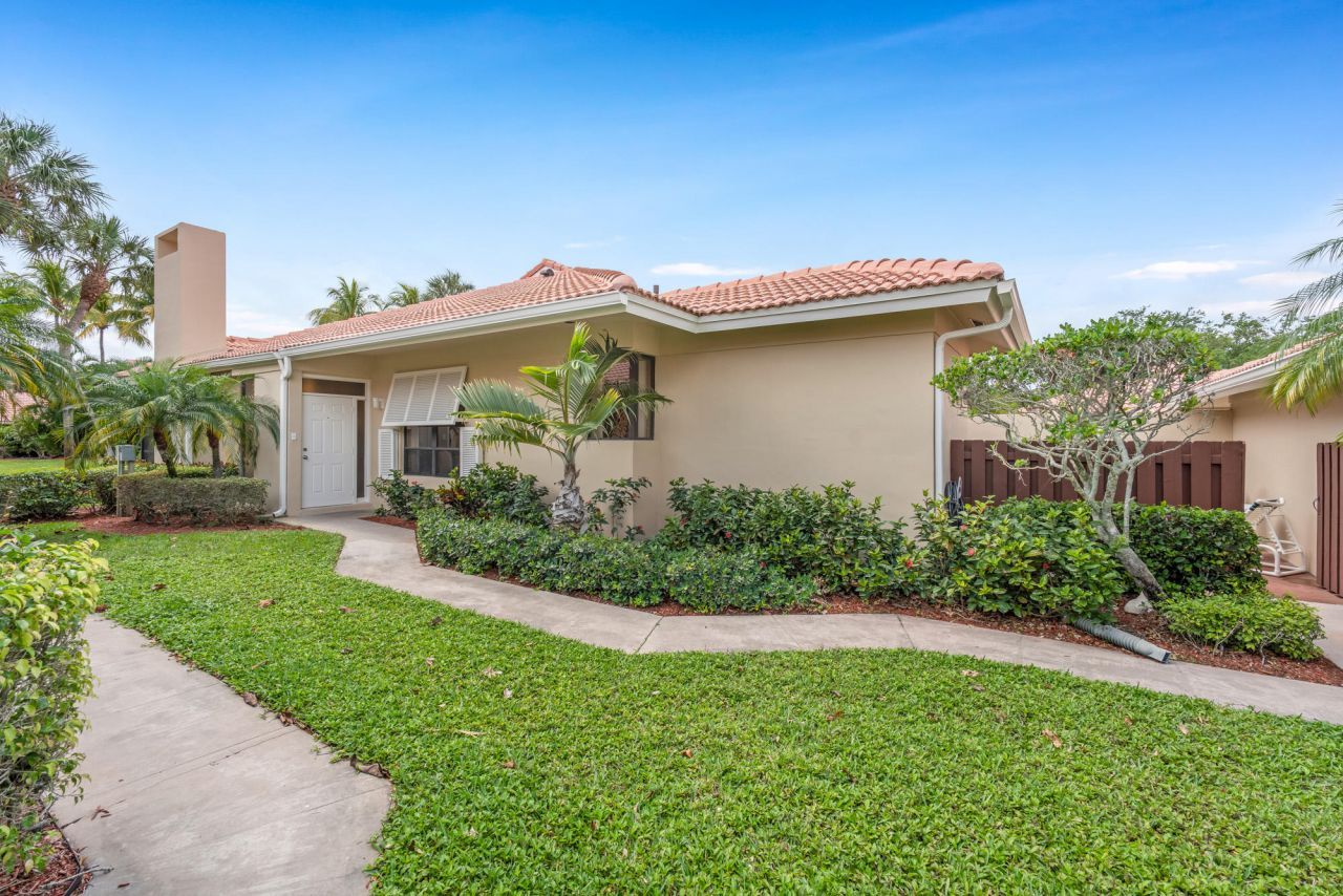 135 Old Meadow Way, Palm Beach Gardens, FL 33418 Photo