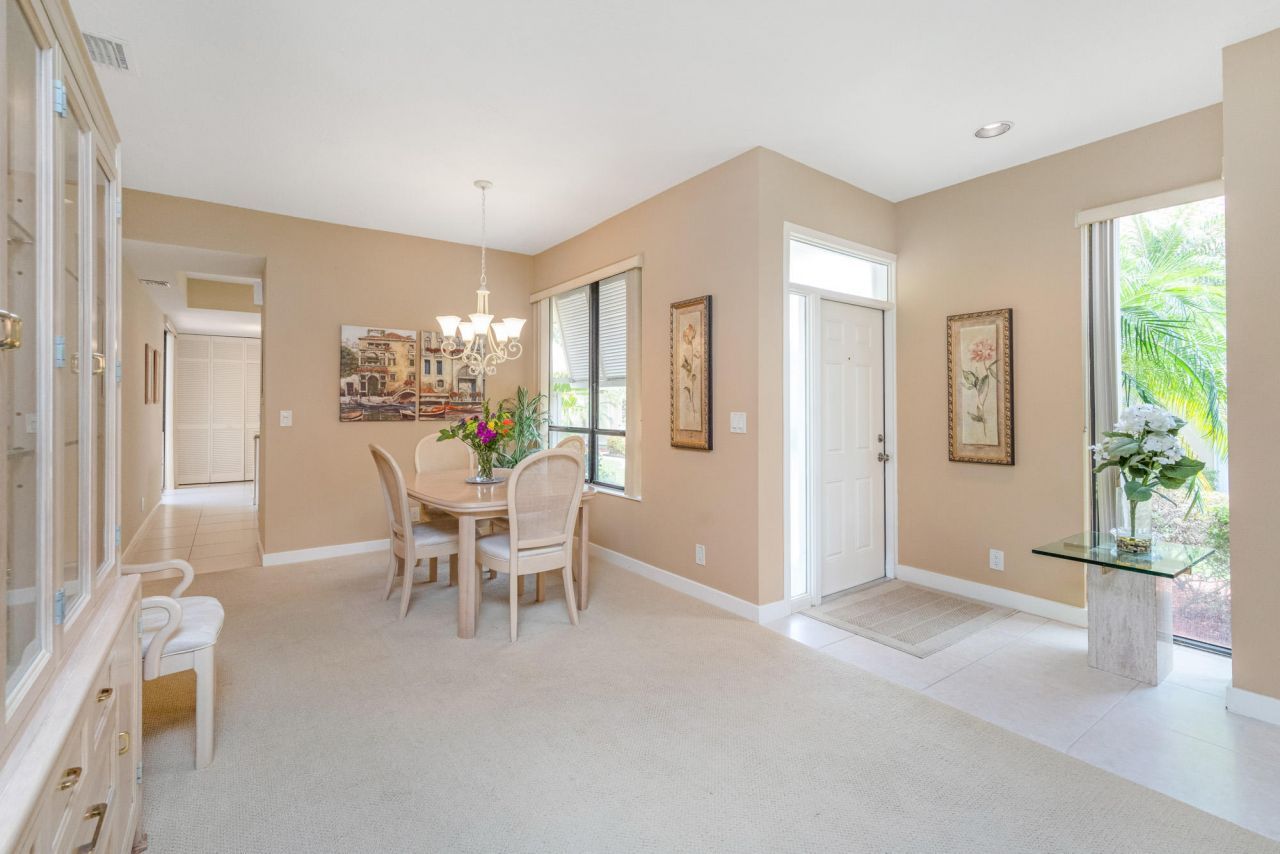 135 Old Meadow Way, Palm Beach Gardens, FL 33418 Photo