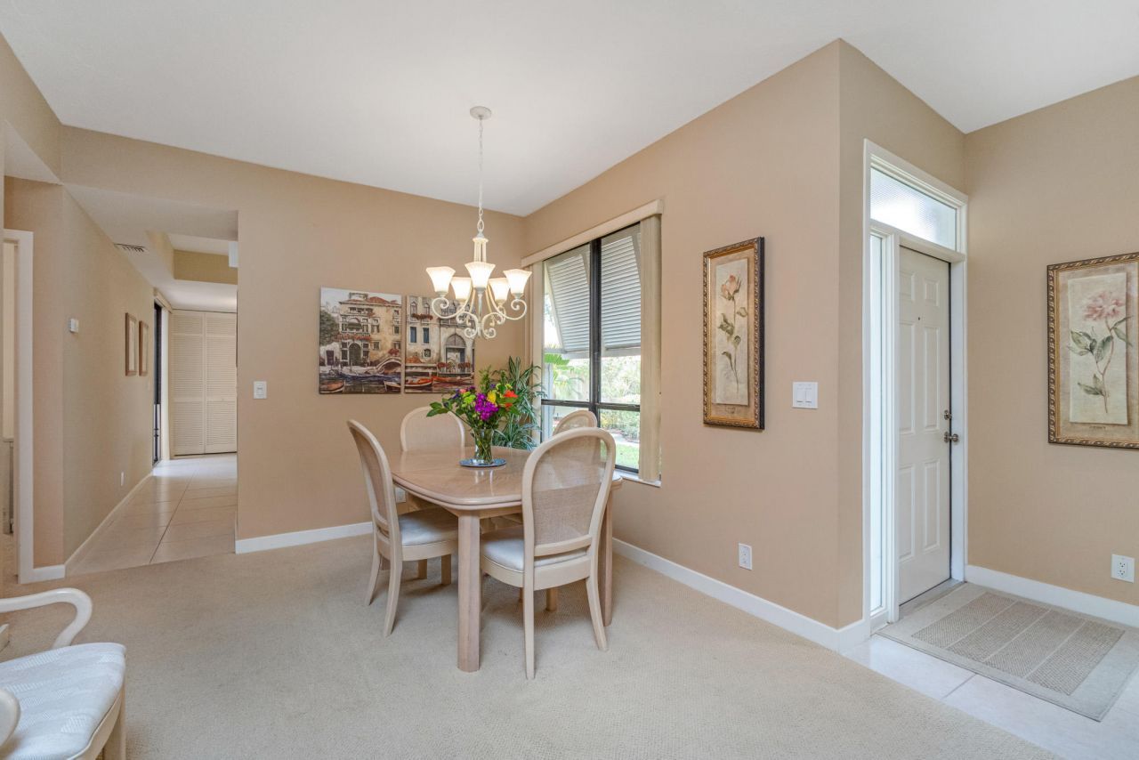 135 Old Meadow Way, Palm Beach Gardens, FL 33418 Photo