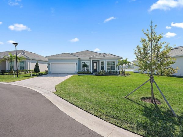 9801 SW Legacy Drive, Stuart, FL 34997