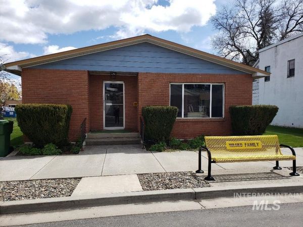 505 Oak Street, Nezperce, ID 83543