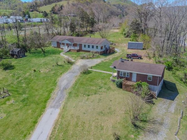 2351 Reese Mountain RD, Elliston, VA 24087